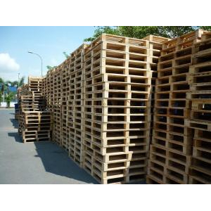 Pallet gỗ 4 hướng nâng (1100 x 1100 x 130 (UV-B08))