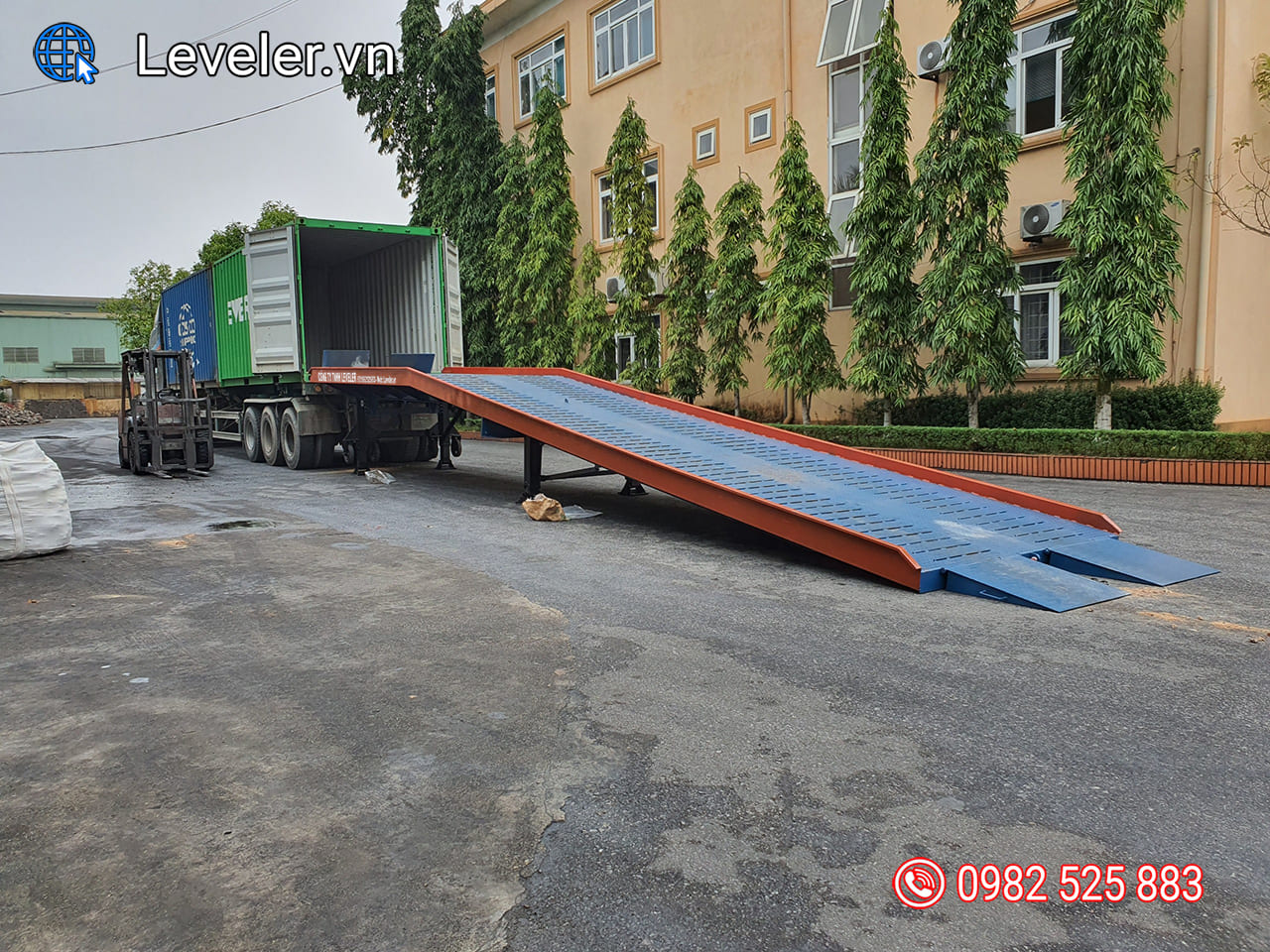 Sản phẩm Cầu dẫn xe nâng 10 tấn bàn giao tại Thái Nguyên
