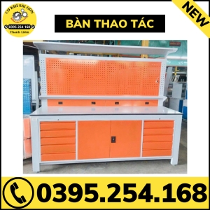 Bàn thao tác cơ khí dùng trong công nghiệp