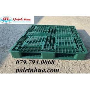Old plastic pallets, the optimal solution for businesses