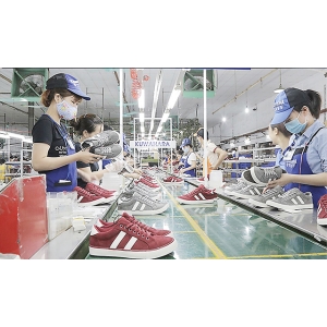 Xuất khẩu hàng công nghiệp chế biến, chế tạo: Cần thích ứng với quy định mới - Tin công nghiệp