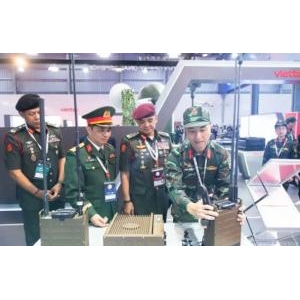 Sản Phẩm Thông Tin Quân Sự Của Việt Nam Sẵn Sàng Kinh Doanh Tại Malaysia - Sản Phẩm Thông Tin Quân Sự Của Việt Nam Sẵn Sàng Kinh Doanh Tại Malaysia