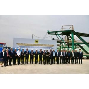 Chủ Tịch Quốc Hội Lào Thăm Doanh Nghiệp Sản Xuất Phân Bón Lớn Của Vinachem - Chủ Tịch Quốc Hội Lào Thăm Doanh Nghiệp Sản Xuất Phân Bón Lớn Của Vinachem