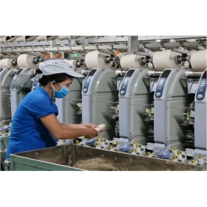 Doanh Nghiệp Công Nghiệp Nỗ Lực Trở Lại \