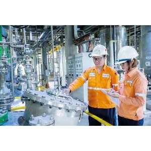 Sản xuất công nghiệp tiếp tục là động lực tăng trưởng kinh tế năm 2025 - Sản Xuất Công Nghiệp Tiếp Tục Là Động Lực Tăng Trưởng Kinh Tế Năm 2025