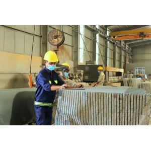 Khánh Hòa giải quyết việc làm cho hàng chục nghìn lao động nhờ thu hút đầu tư - Khánh Hòa Giải Quyết Việc Làm Cho Hàng Chục Nghìn Lao Động Nhờ Thu Hút Đầu Tư