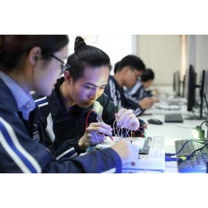 Đào tạo nhân lực ngành bán dẫn: Không thể mãi đi sau! - Đào Tạo Nhân Lực Ngành Bán Dẫn: Không Thể Mãi Đi Sau!