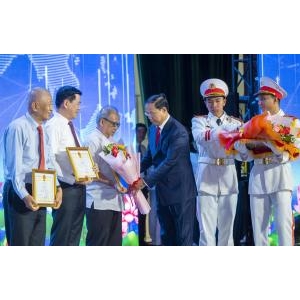 Bà Rịa-Vũng Tàu 34 năm từ vùng hoang sơ thành trung tâm công nghiệp cảng biển và du lịch - Bà Rịa-Vũng Tàu 34 Năm Từ Vùng Hoang Sơ Thành Trung Tâm Công Nghiệp Cảng Biển Và Du Lịch