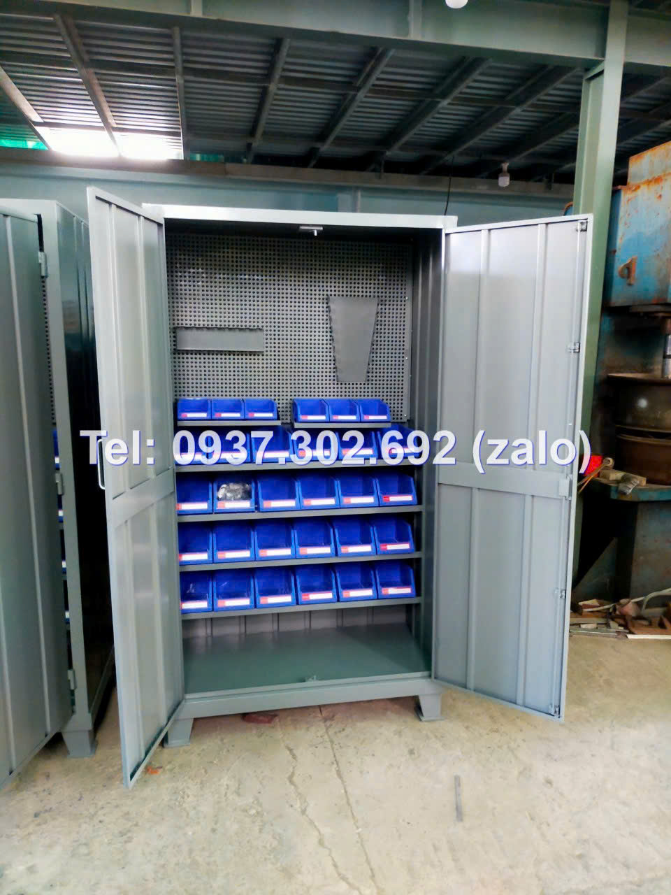 Tủ dụng cụ cơ khí, tủ đựng đồ nghề cơ khí, tủ dụng cụ kết hợp, tủ dụng cụ , tủ đựng đồ nghề, tủ để linh kiện cơ khí. Tủ dụng cụ cơ khí, tủ đựng đồ nghề cơ khí, tủ dụng cụ kết hợp.