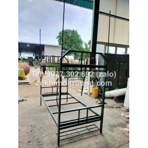 Giường sắt quân đội , giường 2 tầng quân đội .