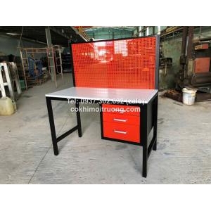 Bàn thao tác , bàn nguội cơ khí đa năng.