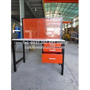 Bàn thao tác , bàn nguội cơ khí đa năng.
