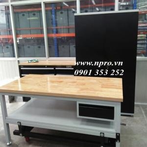 Bàn cơ khí 4 ngăn KT: W1500xD750xH800mm
